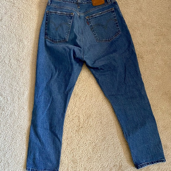 Women’s Levi 501 Original Fit Women’s Jeans - Picture 3 of 3